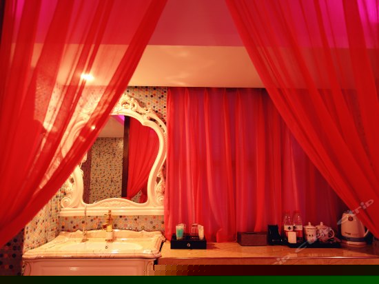 浪漫温情浴缸房