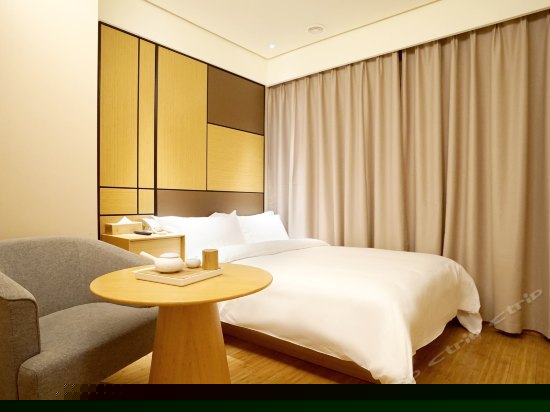 高级大床房A