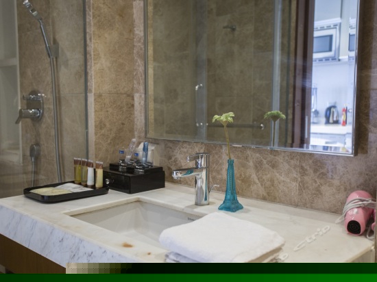 豪华海河景大床房