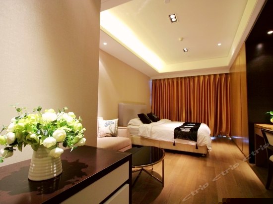 精品城景大床房