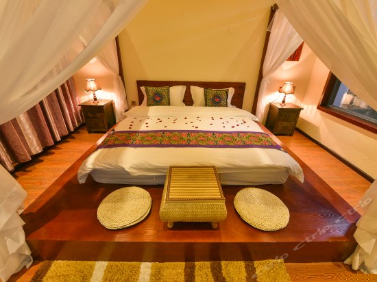 豪华榻榻米大床房