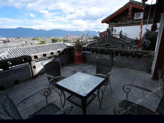 独立阳台豪华景观房