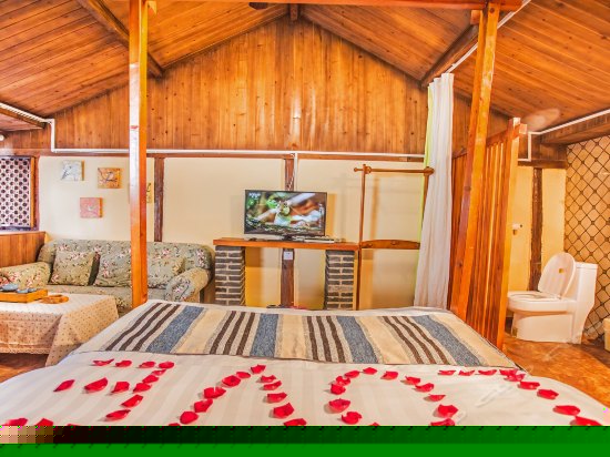 红尘梦豪华大床房