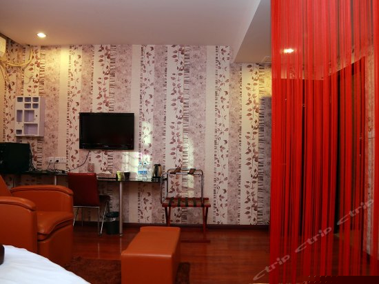 梧桐蜜语豪华房