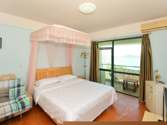 一线豪华海景大床房