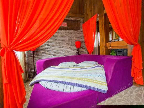 澜语溪岸--临水家庭套房203