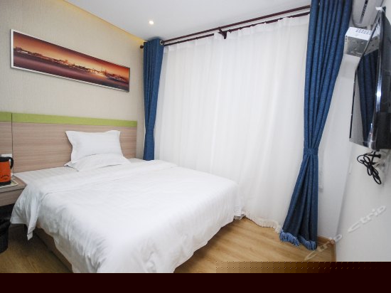 普通大床房（无窗）