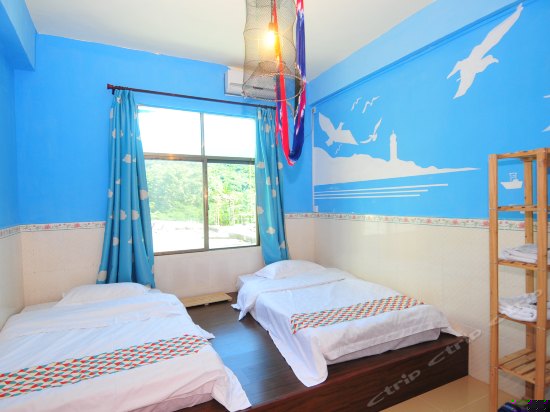 榻榻米海景双床房