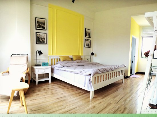 豪华微海景大床房