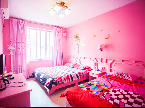 童话城堡亲子房