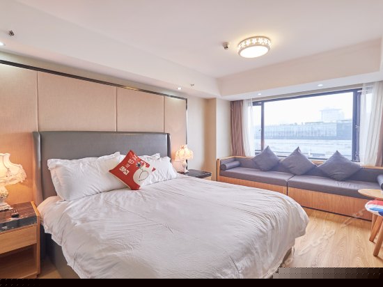 西子景象大床房