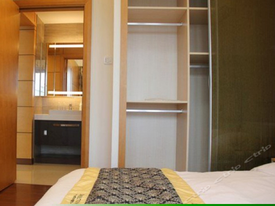 一房一厅豪华园景房