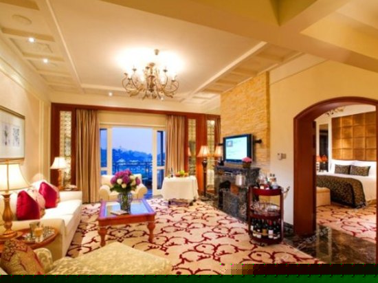 联排豪华复式套房