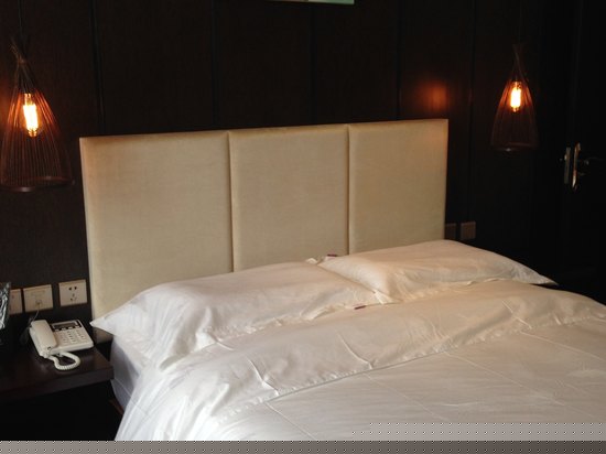 大床房（无窗）