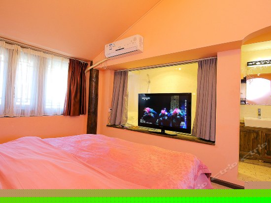 沐云豪华观景大床房203