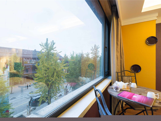 景观高级大床房