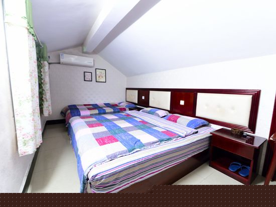 阁楼观景亲子房