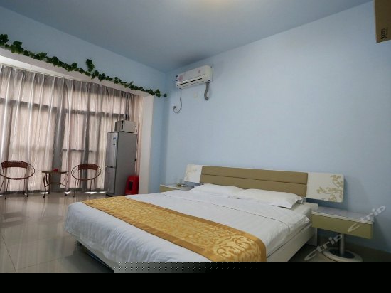 豪华园景大床房