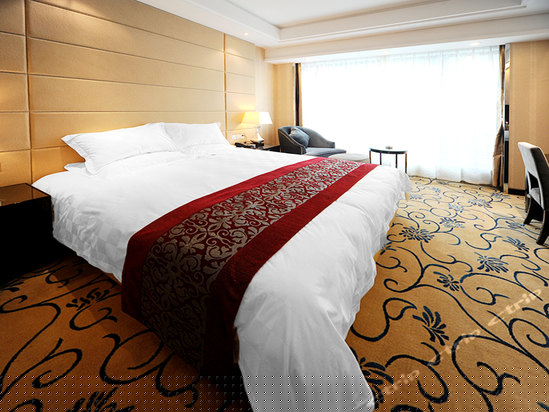 商务大床房
