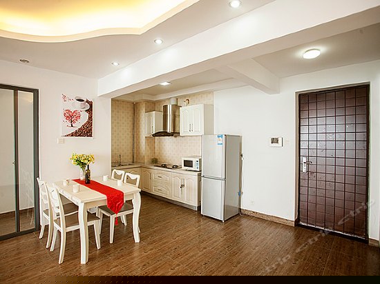 正面海景两房套房