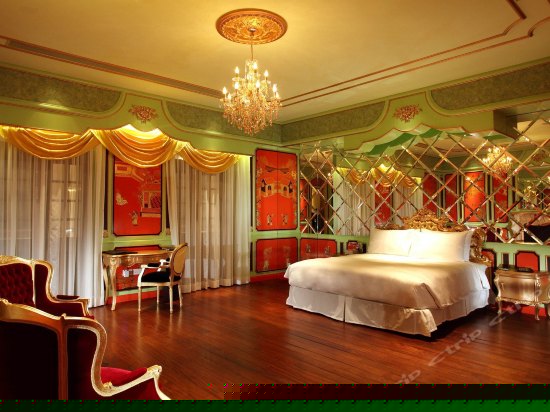 标准豪华套房