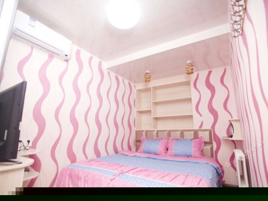 浪漫精品情侣房