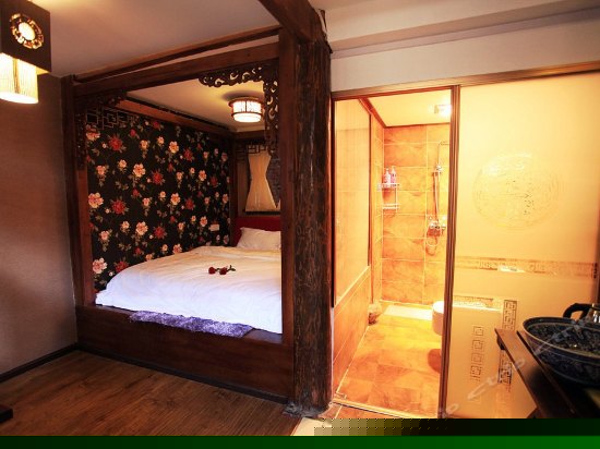 雪山语唯美大床房