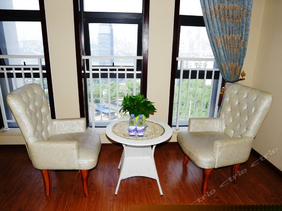 浪漫欧式大床房